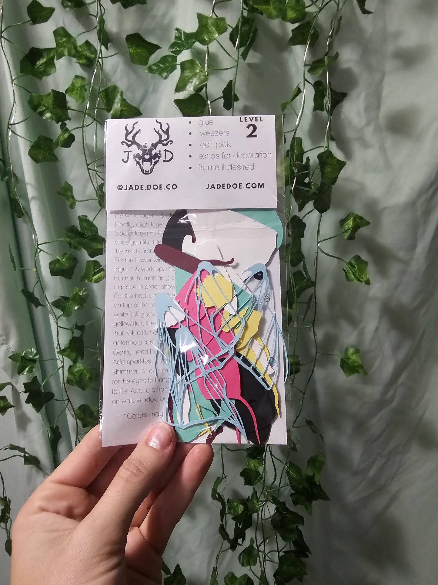 DIY Butterly - Luna Moth - DIY Your Own Paper Specimen